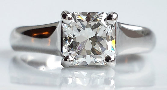 Tiffany & Co. Platinum Lucida Diamond Ring 0.38ct E/VVS1 | Rich Diamonds